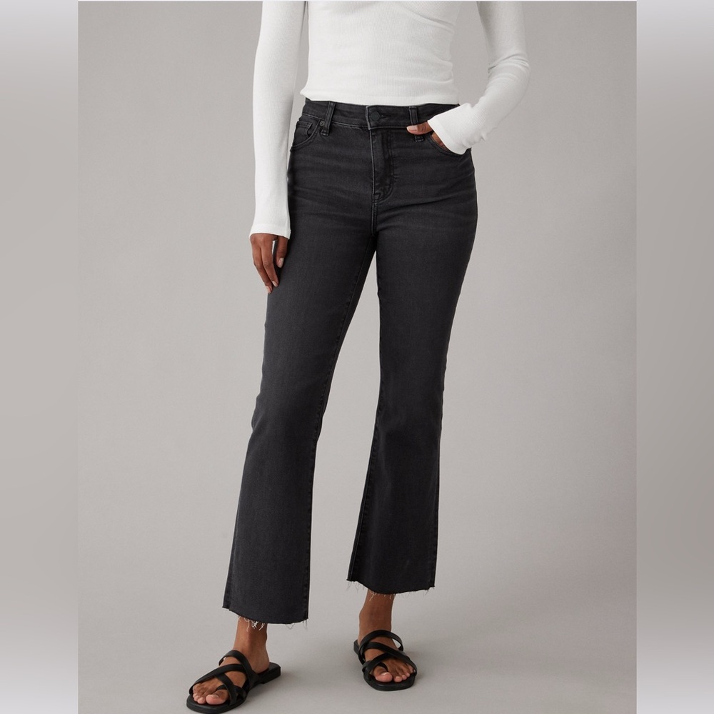 American Eagle Faded Black Cropped Jeans